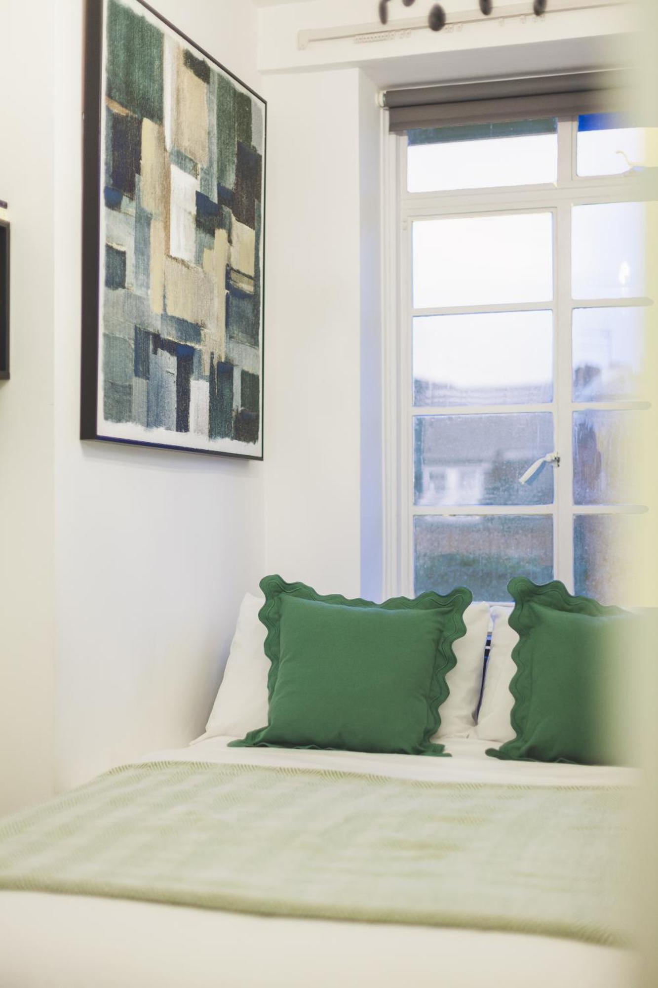 Arte - 3-bed Flat With 3 Bathrooms - Heart Of Finchley Road - 2 Min Walk To Underground Station Londra