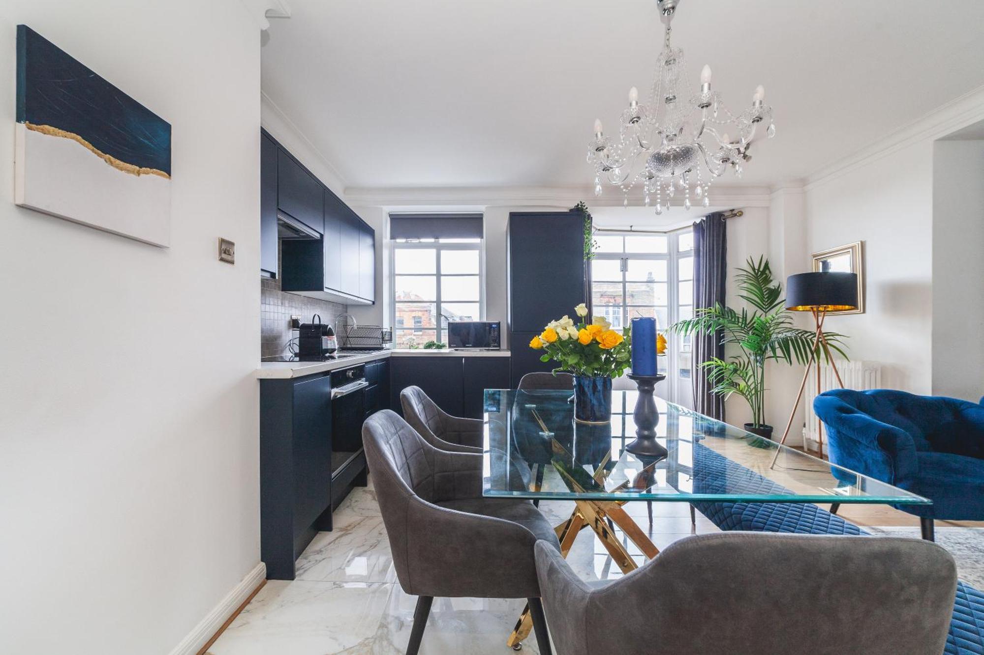 Arte - 3-bed Flat With 3 Bathrooms - Heart Of Finchley Road - 2 Min Walk To Underground Station Appartamento Londra
