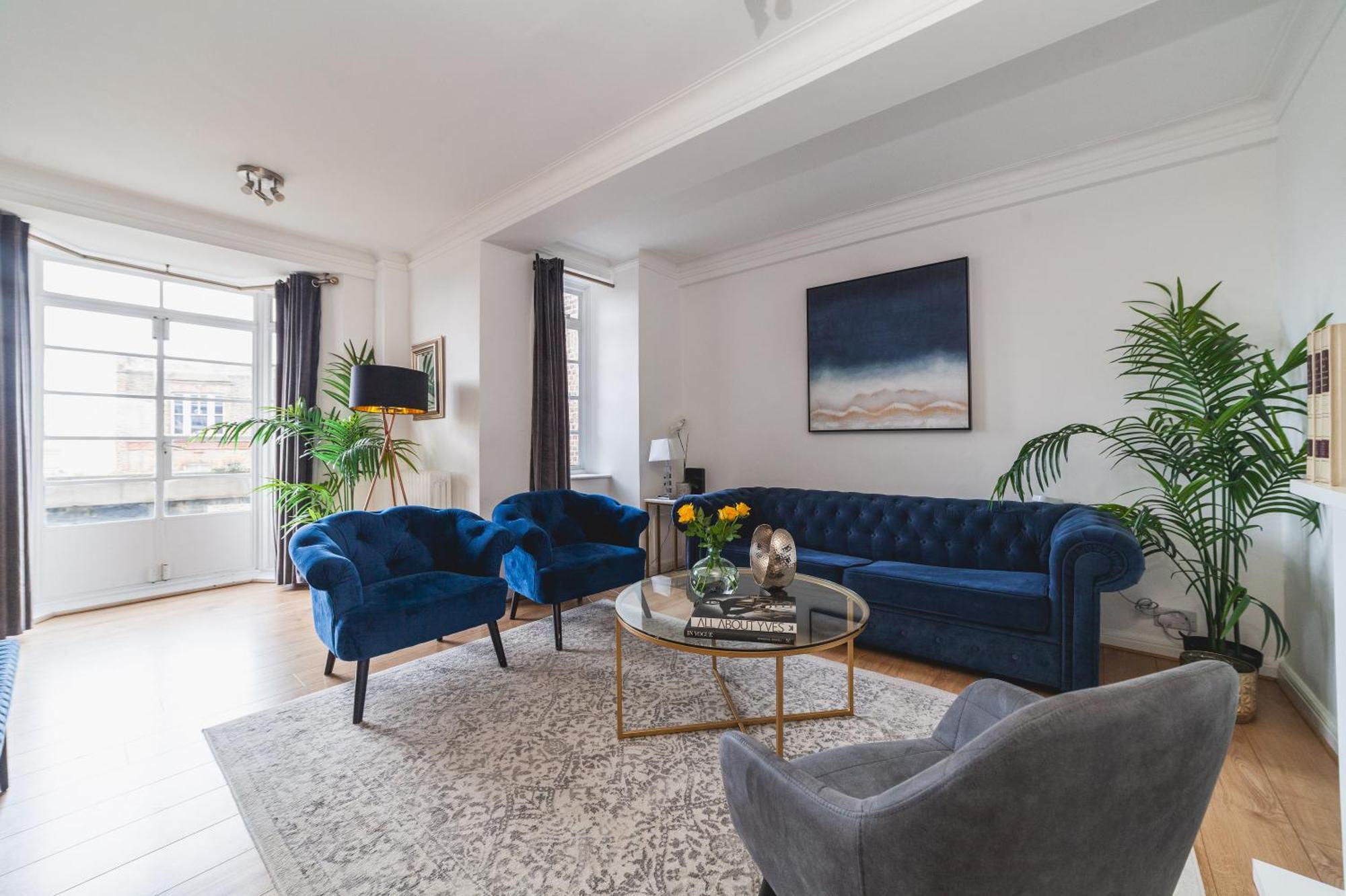 Arte - 3-bed Flat With 3 Bathrooms - Heart Of Finchley Road - 2 Min Walk To Underground Station Londra